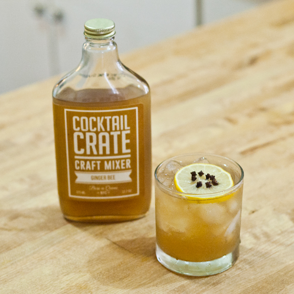 Cocktail-Crate-Labor-Day-Ginger-Bee-1